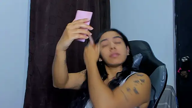 violet and myers online show from 02/05/26, 03:33