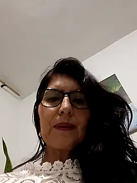 Snapshot of swity_foster chatting on 10/05/25, 08:23 swity foster online show from 10/05/25, 08:23