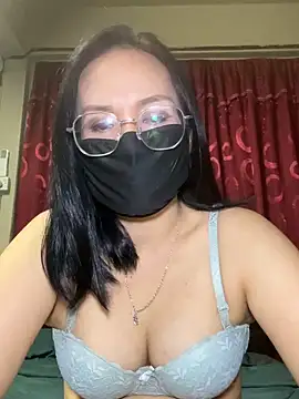 melyiaaa online show from 06/08/26, 01:22