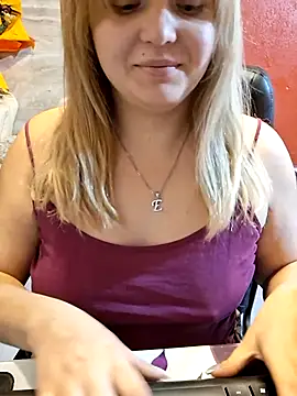 qSensi online show from 12/02/25, 09:21