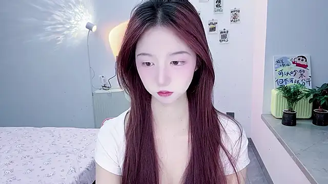 Snapshot of suger-TT chatting on 09/21/25, 06:04 suger-TT online show from 09/21/25, 06:04