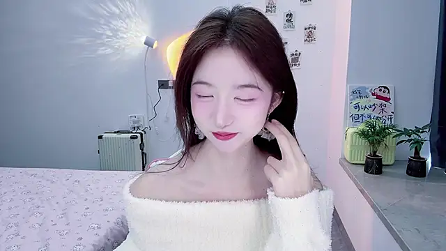 Snapshot of suger-TT chatting on 11/16/25, 04:07 suger-TT online show from 11/16/25, 04:07