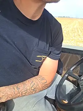 twistafatpipe online show from 10/13/25, 05:35