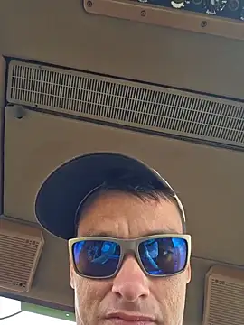 twistafatpipe online show from 10/17/25, 07:05