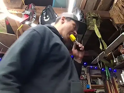 twistafatpipe online show from 02/19/26, 07:48