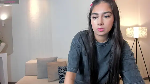 VeronicaBlue online show from 11/10/25, 10:25