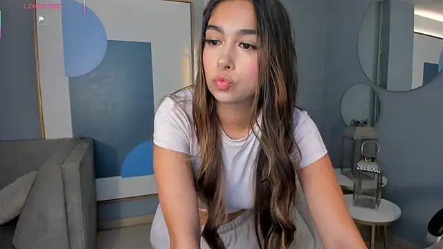 VeronicaBlue online show from 06/29/26, 10:10