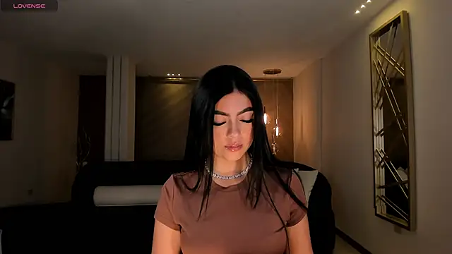 Snapshot of NataliaGaret chatting on 09/30/25, 03:11 NataliaGaret online show from 09/30/25, 03:11