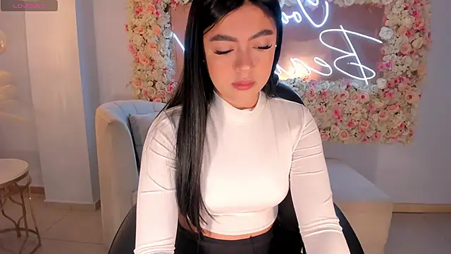 NataliaGaret online show from 01/11/26, 11:21