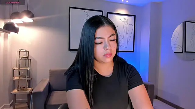 NataliaGaret online show from 06/11/26, 10:13