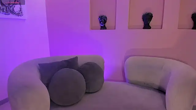 AyshelBrown online show from 01/17/26, 04:17