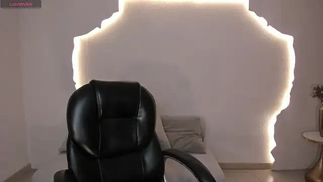 MaddisonTaylor1 online show from 07/22/26, 06:00