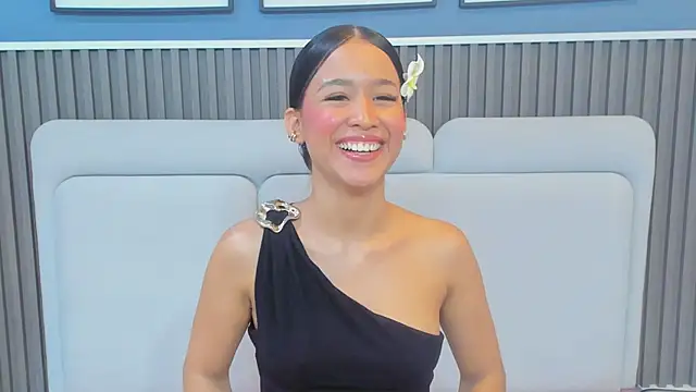 lily  star online show from 03/04/26, 03:34