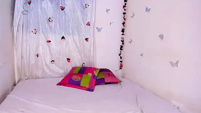 EVELYNN LUXX online show from 07/22/26, 12:46