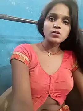 Snapshot of Harini_Gautam chatting on 10/18/25, 05:32 Harini Gautam online show from 10/18/25, 05:32