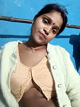 Snapshot of Harini_Gautam chatting on 10/19/25, 03:12 Harini Gautam online show from 10/19/25, 03:12