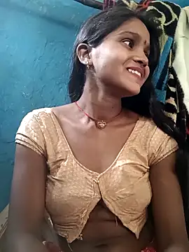 Snapshot of Harini_Gautam chatting on 10/25/25, 06:32 Harini Gautam online show from 10/25/25, 06:32