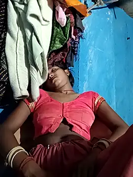 Snapshot of Harini_Gautam chatting on 10/25/25, 06:35 Harini Gautam online show from 10/25/25, 06:35