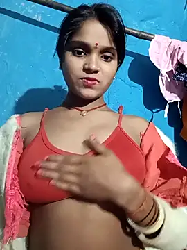 Snapshot of Harini_Gautam chatting on 10/29/25, 07:48 Harini Gautam online show from 10/29/25, 07:48