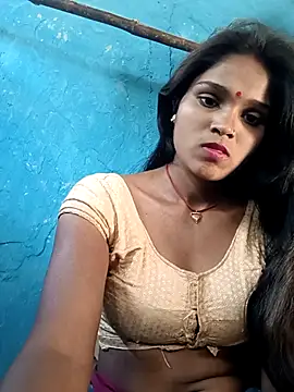 Snapshot of Harini_Gautam chatting on 12/15/25, 07:56 Harini Gautam online show from 12/15/25, 07:56