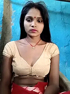 Snapshot of Harini_Gautam chatting on 12/17/25, 09:15 Harini Gautam online show from 12/17/25, 09:15