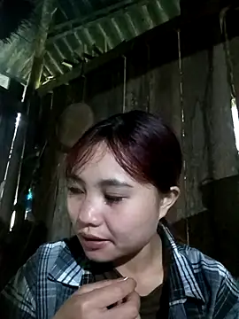 Snapshot of EllyBaby20 chatting on 11/18/25, 02:17 EllyBaby20 online show from 11/18/25, 02:17