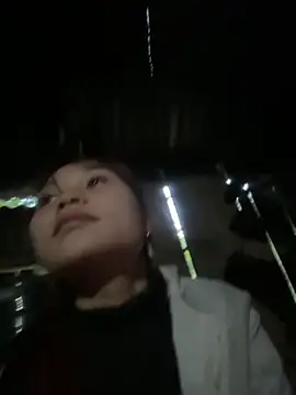 Snapshot of EllyBaby20 chatting on 11/26/25, 10:05 EllyBaby20 online show from 11/26/25, 10:05