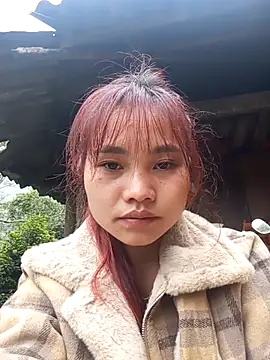 Snapshot of EllyBaby20 chatting on 12/05/25, 02:09 EllyBaby20 online show from 12/05/25, 02:09