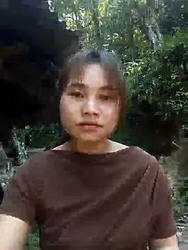 EllyBaby20 online show from 04/08/26, 06:46