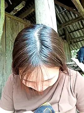 EllyBaby20 online show from 04/10/26, 05:12