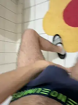 Snapshot of Dicksxd chatting on 09/27/25, 05:56 Dicksxd online show from 09/27/25, 05:56