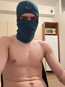 Snapshot of tok_lo24 chatting on 02/20/26, 01:11 tok lo24 online show from 02/20/26, 01:11