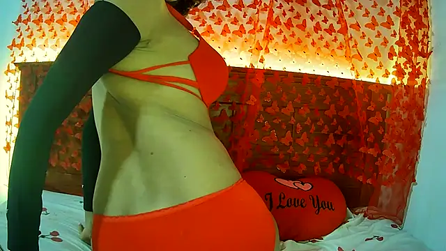 Minu Cam online show from 10/04/25, 05:00