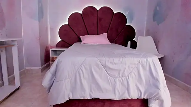 anna2809 online show from 03/28/26, 04:28