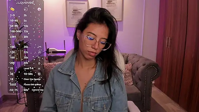 Snapshot of raven_stonee chatting on 10/07/25, 03:14 raven stonee online show from 10/07/25, 03:14