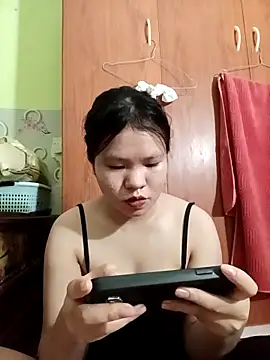 emyeuhss online show from 10/15/25, 03:12