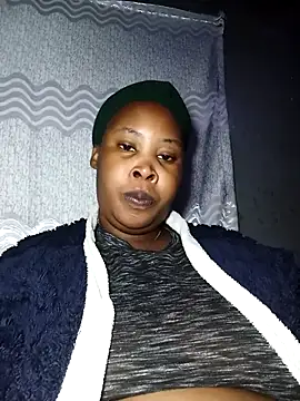 OCEANSQUITERXXX online show from 10/23/25, 06:13