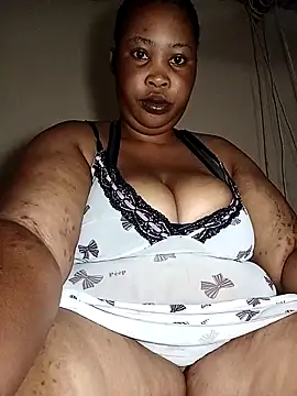 OCEANSQUITERXXX online show from 04/15/26, 05:25