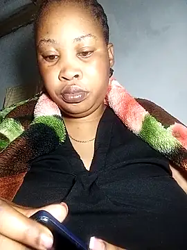 OCEANSQUITERXXX online show from 05/19/26, 02:18