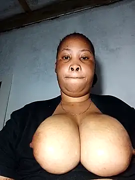 OCEANSQUITERXXX online show from 05/28/26, 11:02