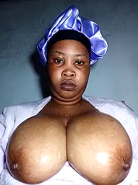 OCEANSQUITERXXX online show from 06/03/26, 12:57