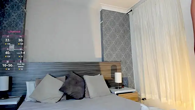 MiilaBlake online show from 10/08/25, 08:06