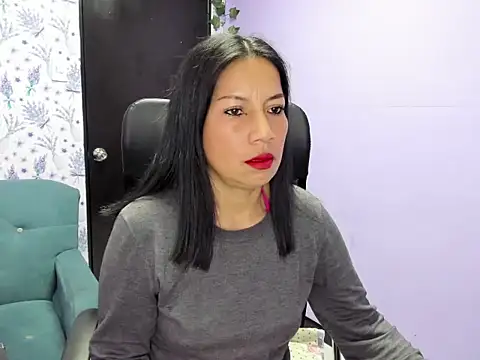 Megan Collinss  online show from 10/17/25, 02:08