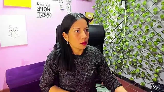 Megan Collinss  online show from 01/13/26, 01:38