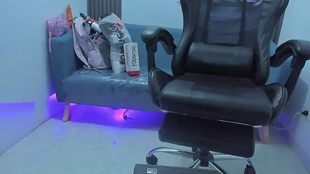 ShaunaDream online show from 10/05/25, 03:49