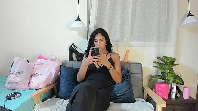 zou quira online show from 09/17/25, 08:21