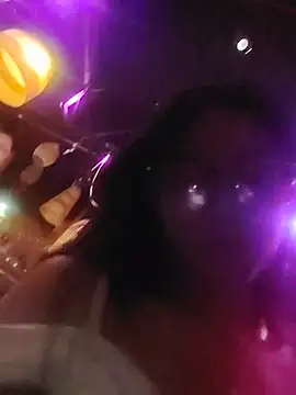 VioletxBloom online show from 12/17/25, 07:03