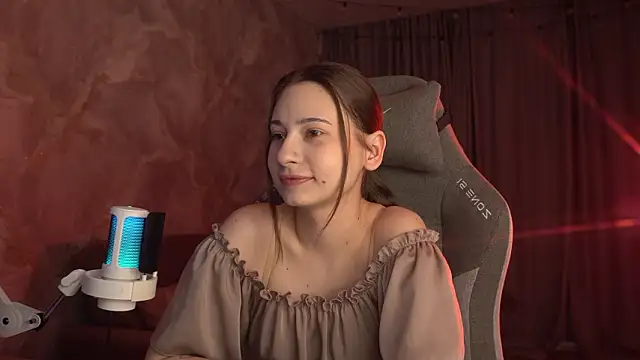 LumeNova online show from 03/30/26, 02:12