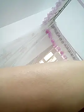 Buny vera online show from 10/12/25, 11:59