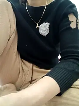 Buny vera online show from 12/23/25, 01:03